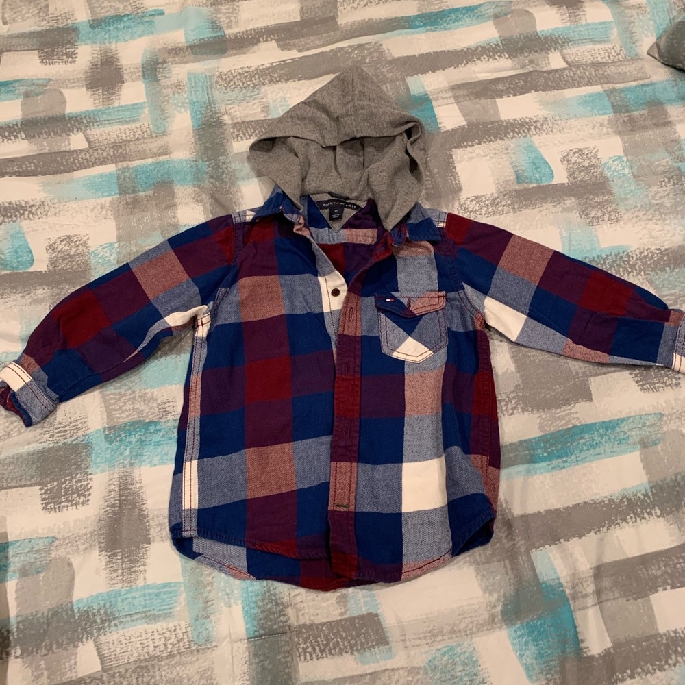 Toddler shirt size 3